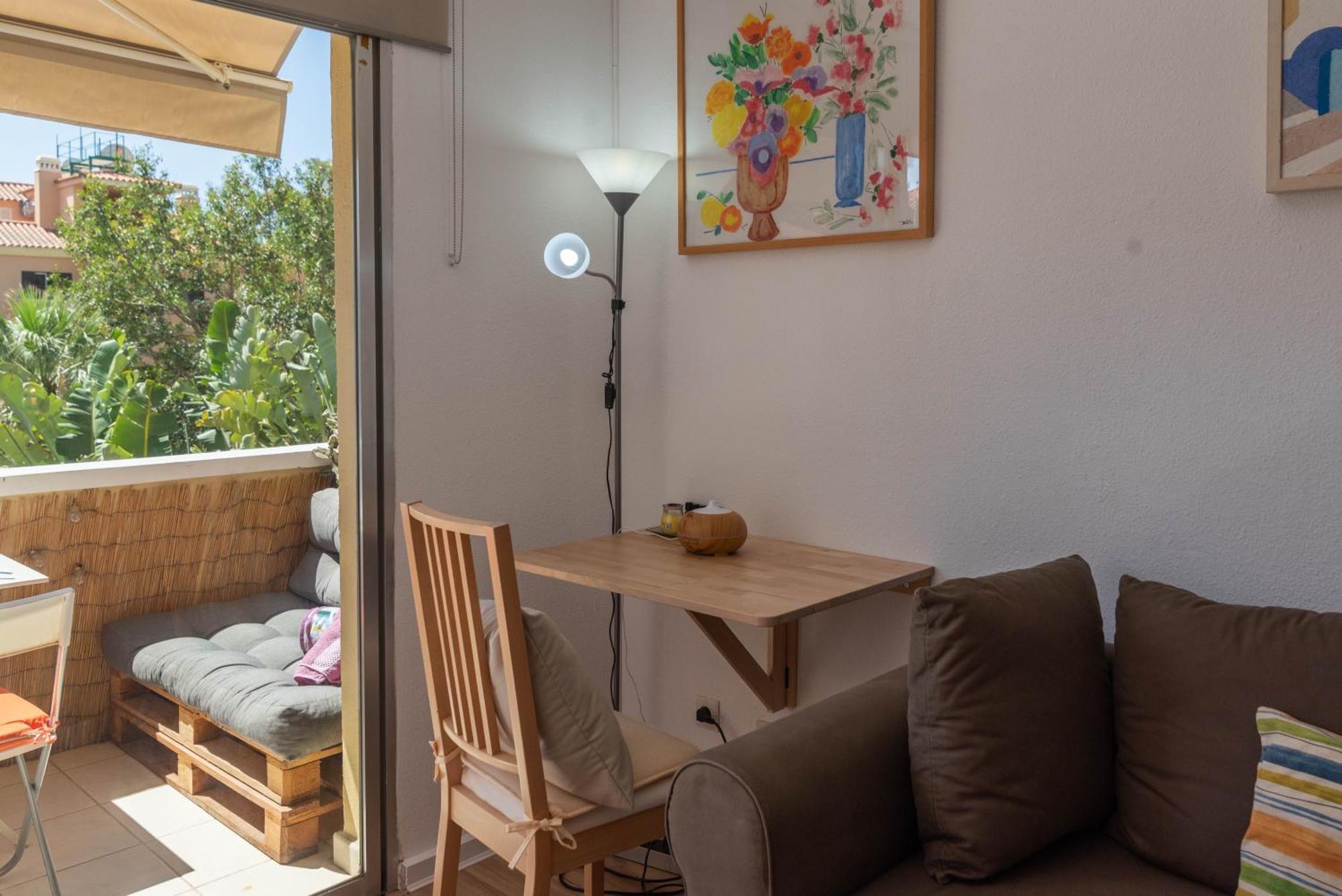 Lejlighed Cabopino Duplex, Swimming Pool, 5min Away, Chill Out Terrace And High-speed Wifi